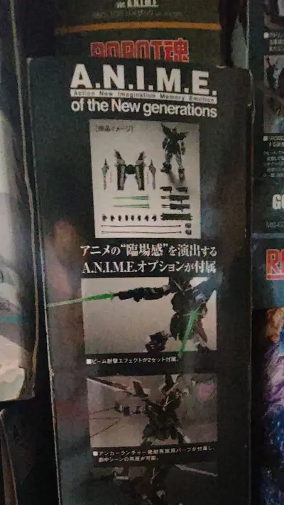 在挖煤姬入手的高达robot魂可动玩具，造型精致、可动性不错。春日出门带着拍照很合适，是很适合踏春携带的小好物。