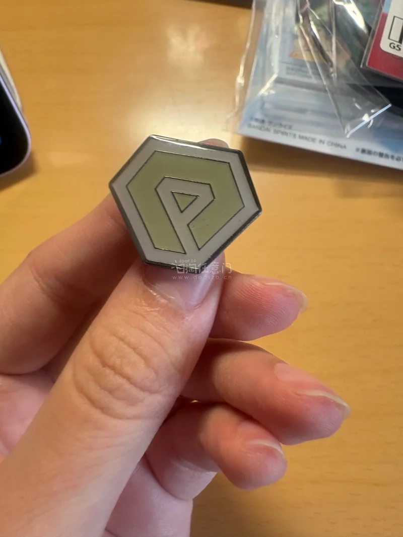 挖煤姬很方便，除了切煤方便，在骏河屋和雅虎闲置等平台购物也很便利，拍照服务质量很高，十分有保障，竹蜻蜓相关线路也很划算


