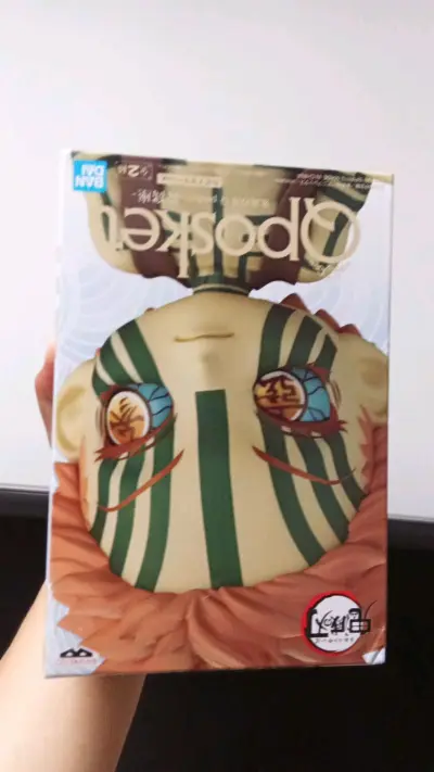 鬼灭之刃手办终于收集完成了，很感谢平台提供购买方式和物流派送，价格都在接受范围内，手办都是全新的没有失望的地方