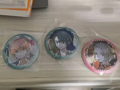 这次在挖煤姬入手了多款二手角色吧唧和游戏贴纸，整体购物体验非常顺畅，最让我满意的就是平台的便捷性。从商品浏览、下单到付款的全流程都特别简单，中文界面友好，操作逻辑清晰，哪怕是海淘新手也能轻松上手，完全没有复杂的步骤，选好商品一键下单，合单、付款都能一站式完成，省了超...这次在挖煤姬入手了多款二手角色吧唧和游戏贴纸，整体购物体验非常顺畅，最让我满意的就是平台的便捷性。从商品浏览、下单到付款的全流程都特别简单，中文界面友好，操作逻辑清晰，哪怕是海淘新手也能轻松上手，完全没有复杂的步骤，选好商品一键下单，合单