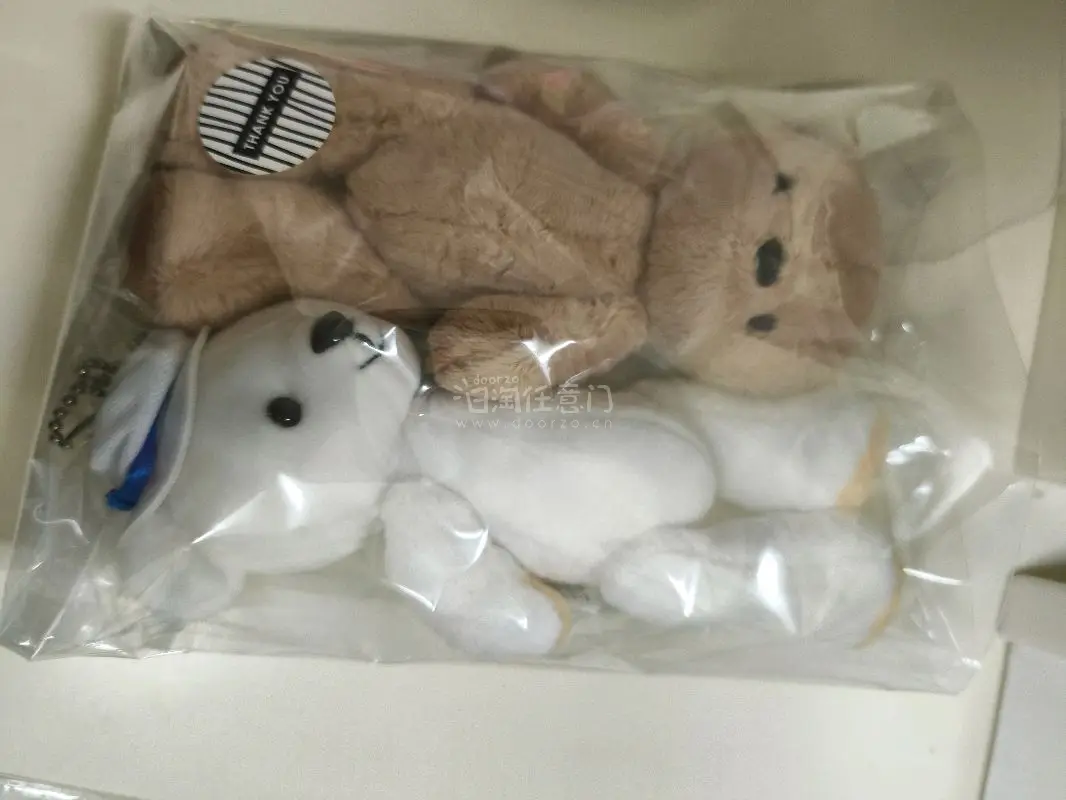 挖煤姬春日氛围好物来分享啦！这次的魅特熊特别好价，状态也不错，浅棕色熊和棉花糖白色的魅特熊，特别可爱。网球王子迹部的相卡是煤炉拍卖而来，好帅气！Petit la vie 英伦风的红色格子小娃衣，做工很精致，好看的呀，还有名侦探柯南警校服魅特熊衣，可以搭配白色的熊或者...挖煤姬春日氛围好物来分享啦！这次的魅特熊特别好价，状态也不错，浅棕色熊和棉花糖白色的魅特熊，特别可爱。网球王子迹部的相卡是煤炉拍卖而来，好帅气！Petit la vie 英伦风的红色格子小娃衣，做工很精致，好看的呀，还有名侦探柯南警校服魅