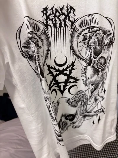 很喜欢这次在挖煤姬切煤买的衣服，还是全新的，有竹蜻蜓路线很喜欢，物流也很优惠，选择这个软件切煤的原因主要是页面很干净然后物流也便宜！


