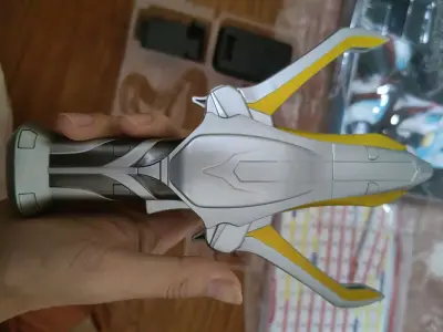 来自未来的战士，银河奥特曼，ultrive，成色非常好，唯一美中不足的地方就是盒子有个破的地方，其他都很好！


