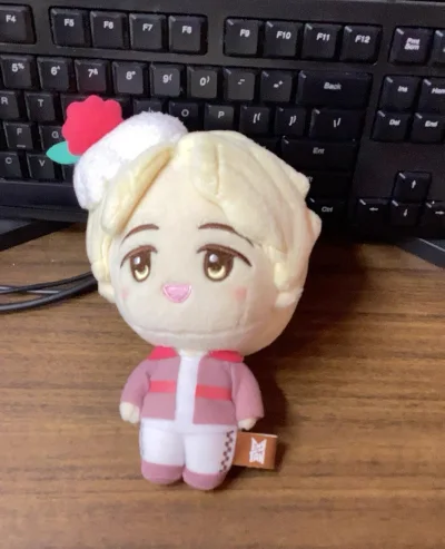 特别喜欢这次的团的场周，啊啊啊还有很多大王扇很开心，很喜欢，会一直从挖煤姬购买物品，速度还行，走的海运，虽然有点慢，也还可以接受