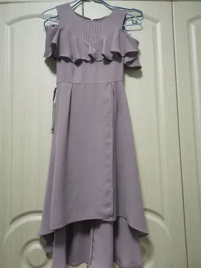 #挖煤姬   #挖煤姬 #挖煤姬和挖煤姬
这次是在挖煤姬切了一些漂亮裙子，都是很喜欢的品牌。代下单很迅速，购买流程很方便，也是成功切到了好价。
裙子材质舒适，剪裁良好，非常漂亮。
运输使用的是海运，价格非常优惠，性价比高。
还会继续使用挖煤姬海淘的。