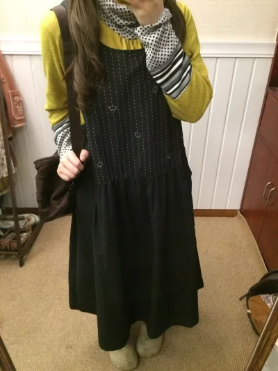 真的很好看 质感也很好 我很推荐 包装也好 物品挑选方便 很好 挖煤姬可以淘到很多喜欢的品牌连衣裙和衣服 推荐大家购买 淘到了很喜欢的衣服 推荐大家使用挖煤姬