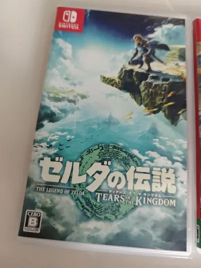 
又一次用挖煤姬切煤合单发货回国，运输速度很快，发货之后不到一周就是收到了，速度比想象中快很多。箱子大小刚好，物品包装很好，泡泡纸也塞很多，包装很严实。到手拆开幸福感拉满，购物体验超级好，以后还会继续支持的！