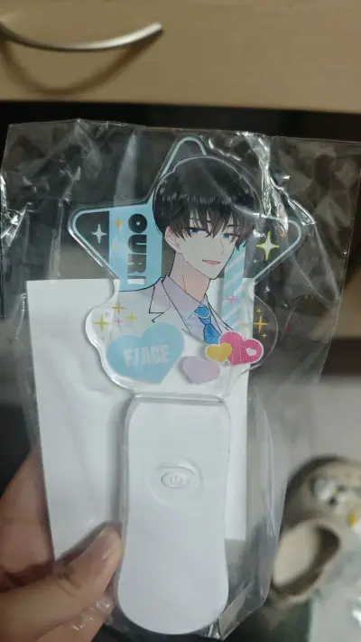 买那么多东西，通过竹蜻蜓，运费居然只要30多块钱，非常的划算，相当于原价购物了，收到的时候居然是一个大箱子装的非常整洁，箱子特别厚，里面的东西完全没有受伤