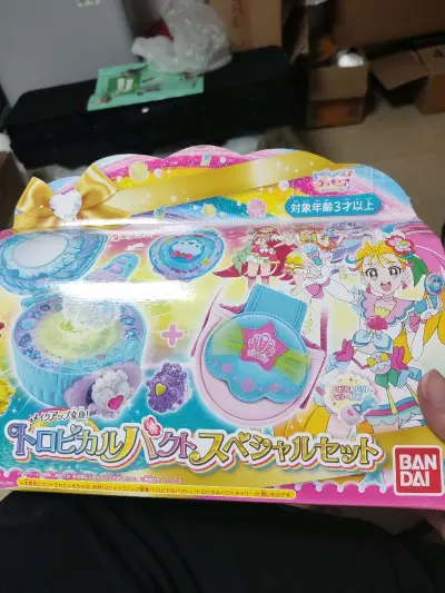 第一次用挖煤姬，感觉还不错，塞的泡沫纸够多货物保护的很好，界面也比较人性化新手也容易操作，下次有需要继续哈哈哈哈哈