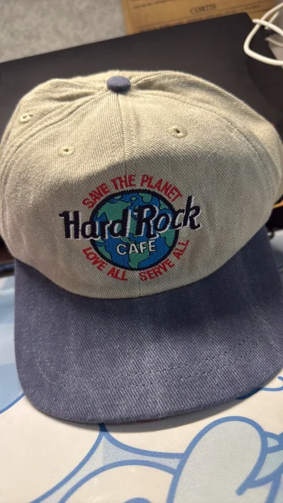 很快速 很方便 购物体验良好 实物很满意 状态良好 也符合卖家描述 快递也保存很好 海关放行也很快 很满意的一次购物


