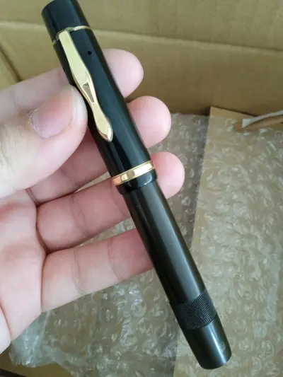 第一次交易，一直担心会翻车，实际体验感很好，可以看到很多国内见不到的稀罕玩意。EPL还挺快的，希望日本邮政能包好一点，万一暴力运输了，还是很难办的，好在国内层层包裹，最终是没出啥问题。


