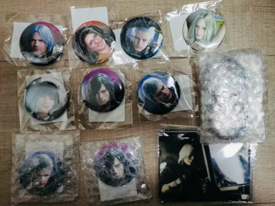 这一单是赶在竹蜻蜓plus关闭前发出的最后一单！重量卡在了240g没有跳档，发出是300g应该是yhm都用信封打包挖煤姬给加了箱子。应该是竹p要关了很多人发货导致了时效有点长,但是拿到手没有少东西谷子也没伤,新发了几单时效也恢复了,给挖煤姬赞一个!


