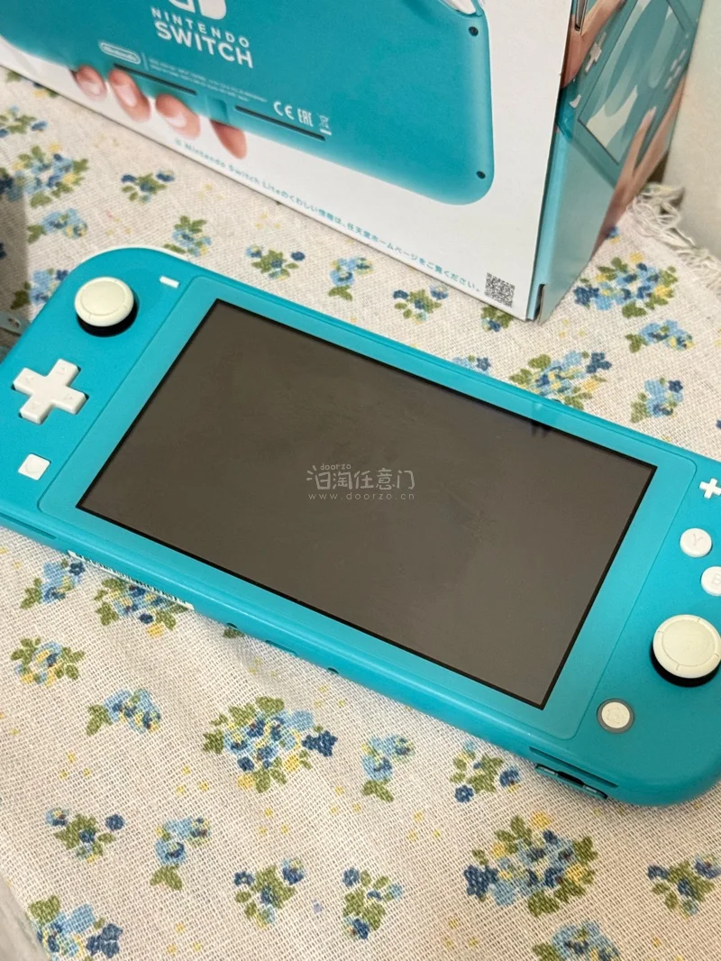 春日踏春的快乐神器来啦！在挖煤姬淘到的这台 turquoise 色Switch Lite，真的太适合春天出门玩了✨

先夸爆挖煤姬！商品实拍真实，到手成色超新，包装完好，物流全程可追踪，清关快、打包稳，海淘体验拉满，是靠谱的海淘首选平台！

这台Switch Lit...春日踏春的快乐神器来啦！在挖煤姬淘到的这台 turquoise 色Switch Lite，真的太适合春天出门玩了✨ 先夸爆挖煤姬！商品实拍真实，到手成色超新，包装完好，物流全程可追踪，清关快、打包稳，海淘体验拉满，是靠谱的海淘首选平台！ 