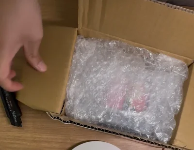 商品种类极其丰富，从动漫手办到中古好物都能找到。代拍效率超高，抢手好价商品也能稳稳拿下。物流速度给力，包装严实，到手完好无损。客服响应迅速，解决问题专业耐心。整体性价比超高，运费透明无隐藏收费，绝对是会无限回购的宝藏App！