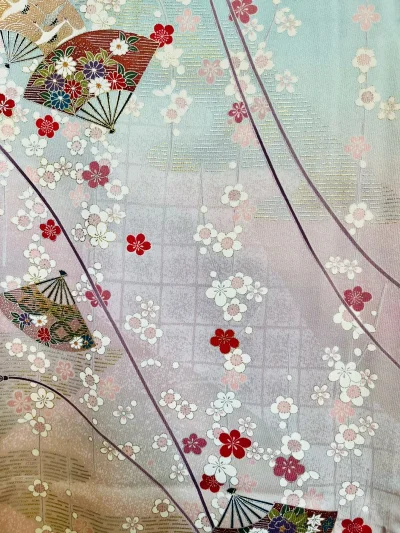 过年期间买的美美的正绢收到啦！走的海运花了二十三天，比想象中的还要快不少！真的超级漂亮精致，状态大多也都很好！


