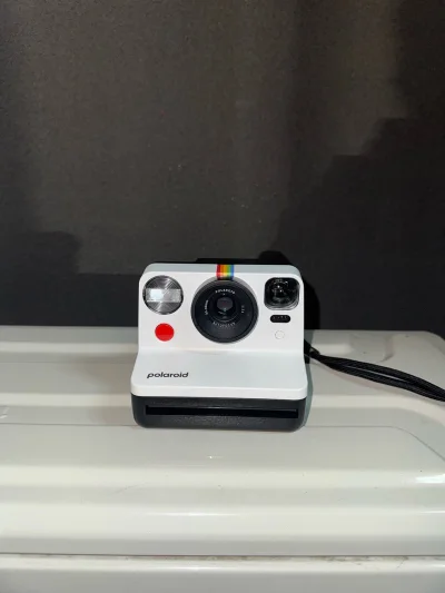 没有踩雷 比想象中的要好 第一次海淘 以为很复杂 结果也就是时间等的久一点而已 相机可正常使用 棒?