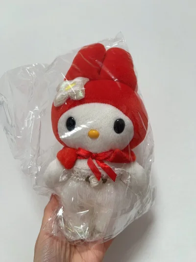 成色非常好，标清，小裙子没有一点拉丝发黄，在一样的成色里，这只算是性价比最高的了，比较煤炉的红头越来越难淘到好价的了。