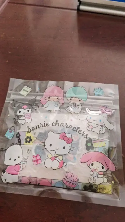 非常好的一次购物体验，收到了樱花妹超级可爱的包装ʕ ◦`꒳´◦ʔ！在挖煤姬淘小夜谷子超级顺利！一键翻译无语言障碍，切单也非常快，好价轻松拿下。包装严实加固，谷子完好无损，物流全程可查。合单省运费，积分还能抵扣，性价比拉满。终于收到心心念念的谷，拆箱幸福感爆棚，日淘买...非常好的一次购物体验，收到了樱花妹超级可爱的包装ʕ ◦`꒳´◦ʔ！在挖煤姬淘小夜谷子超级顺利！一键翻译无语言障碍，切单也非常快，好价轻松拿下。包装严实加固，谷子完好无损，物流全程可查。合单省运费，积分还能抵扣，性价比拉满。终于收到心心念念