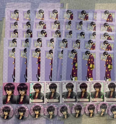 喜欢一个新柄但国内无人在意，拼团都吃不到很多，于是在煤上找了一个复数set，蹲了很久终于等到卖家降价+大额优惠券，直接拿下美美把玩ww顺便切了点别的小垃圾一起运回来了，紫紫的很安心


