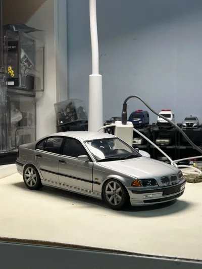 国内四五百的ut e46模型，两张出头就到手了，非常划算，发的ems特别快，包装也认真，没有运损，满意