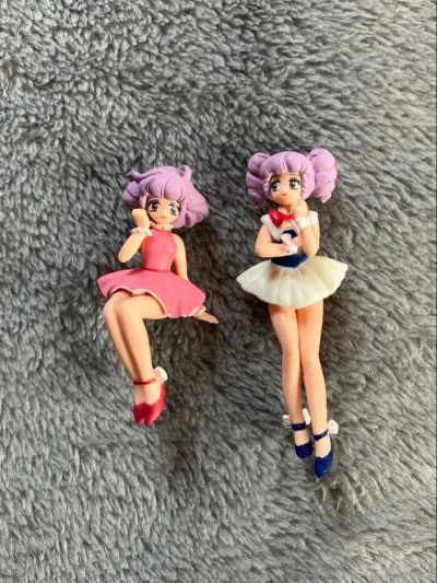 这次在挖煤姬的开箱真的太惊喜啦！入手了心心念念的《我是小甜甜》手办套装，还有美少女战士的绝版周边。手办造型超精致，小甜甜的粉色裙摆、美少女战士的细节都完美还原，包装特别严实，到手一点磕碰都没有，品相满分！
物流速度也超出预期，清关顺畅，全程轨迹更新得很及时。能一次性...这次在挖煤姬的开箱真的太惊喜啦！入手了心心念念的《我是小甜甜》手办套装，还有美少女战士的绝版周边。手办造型超精致，小甜甜的粉色裙摆、美少女战士的细节都完美还原，包装特别严实，到手一点磕碰都没有，品相满分！ 物流速度也超出预期，清关顺畅，全