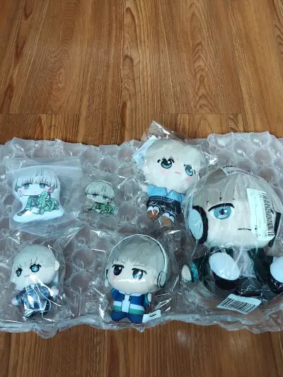 很满意的一次购物！切了几个玩偶还以为运费会超贵！没想到走竹蜻蜓只需要几十块，物流也很快，物流信息也及时上传提醒我，泡沫纸很多！