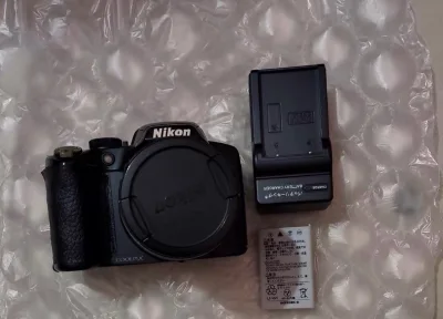 在挖煤姬日淘到的CCD太香了！平台中文界面友好，货源超全，物流快还打包扎实。这台CCD小巧便携，自带复古滤镜，关键是变焦能力强，演唱会坐远也能清晰拍到舞台细节。暗光出片也很稳，直出复古氛围感拉满，价格比国内便宜太多，追星党闭眼冲


