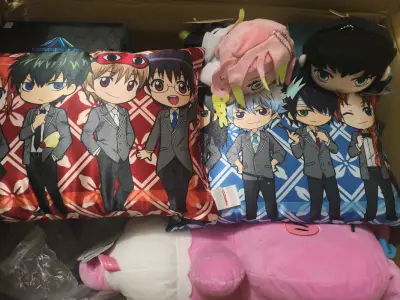 大家好，这是一次挖煤姬好物开箱分享 第n次海淘，这次切的是手办，毛绒，垫板。因为东西有一定重量，所以选择了海运，海运可用积分抵扣，这次速度依旧很快，22天就到手，包裹包装严实，里面东西没有损坏，又是一次愉快的购物体验！




