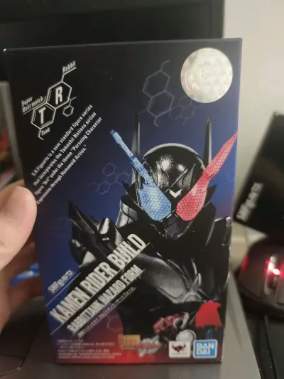 到手了，危险兔坦颜值是真在线，不过可惜配件分成两份不在一起，而且没有飞鹰的翅膀。把玩体验还不错，这个成色很棒，把玩的很少。物流运输安全很快