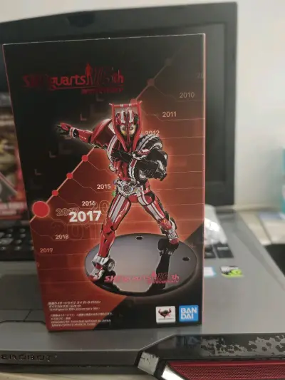 豆奶特浓终于到手了?这个太大了邮费真的很苦恼。现在到手了挺满意的，运输状态完美。不过这个挂扣居然是迷你版的?有点没想到。