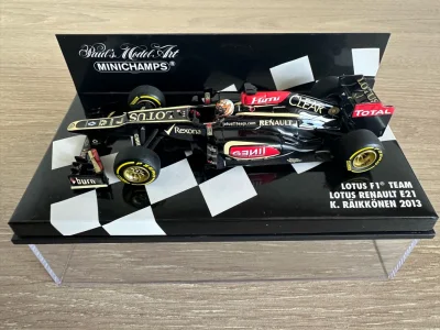 Nice！

Kimi的黑金莲花神车，完美的成色！

物流包装也很给力！从下单到收到货物不到一个月，很满意的一次线上购物体验！