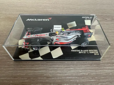 汉密尔顿的经典战车！

车况成色高，包装从内到外都很给力！

物流运输速度挺快的，每个步骤都很清晰，好评！