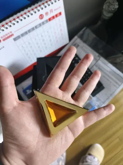 国内闲鱼上的菲特魔导器都好贵。煤炉上的比国内要便宜好多。然后日本游戏和音乐市场都比我们国内厉害，买的多，他们二手自然也便宜，爽买