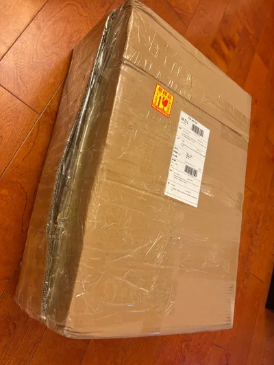 这次合单的是龙珠一番赏的 奇幻冒险第二弹的两款手办 还有megahouse 再版的神物 布尔玛摩托车 打包的非常棒 非常满意