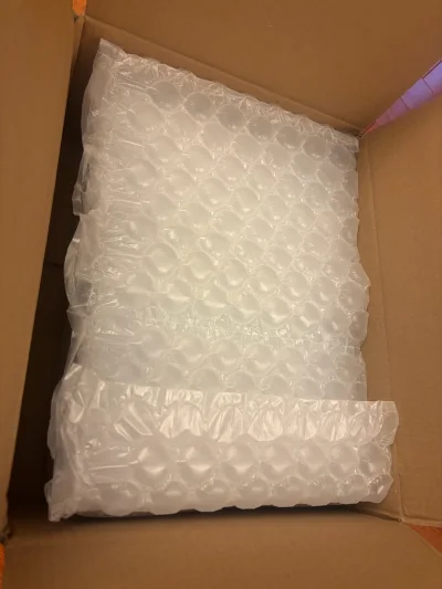 这个是龙珠HistoryBox的又一款经典的早期人物作品 非常经典的名场面 桃白白玉柱飞行 竹蜻蜓的打包非常严密 盒况非常好
 



