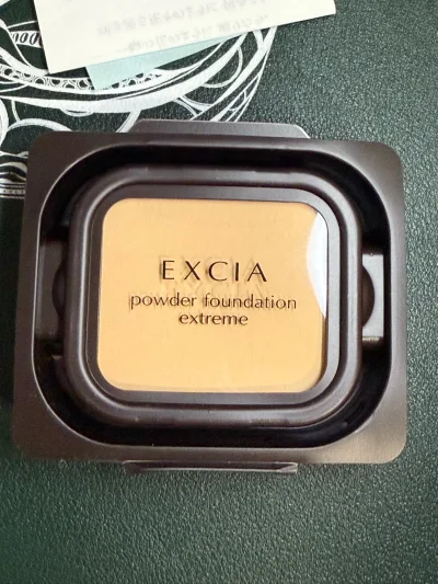 被干皮姐妹疯狂种草的EXCIA雅思粉饼，终于在挖煤姬上淘到啦！全程体验感拉满，必须来分享这份快乐～

作为日淘新手，挖煤姬真的太友好了！界面简洁清晰，自带翻译功能，日文详情页秒变中文，完全不用担心语言障碍。搜索EXCIA关键词，很快就找到心仪的粉饼，品相标注清晰，价...被干皮姐妹疯狂种草的EXCIA雅思粉饼，终于在挖煤姬上淘到啦！全程体验感拉满，必须来分享这份快乐～

作为日淘新手，挖煤姬真的太友好了！界面简洁清晰，自带翻译功能，日文详情页秒变中文，完全不用担心语言障碍。搜索EXCIA关键词，很快就找到