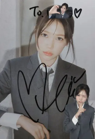 yeon亲签明信片签名海报特别biu提佛啊 很好看 交易非常愉快，特别特别的开心，很好很好，下次继续买