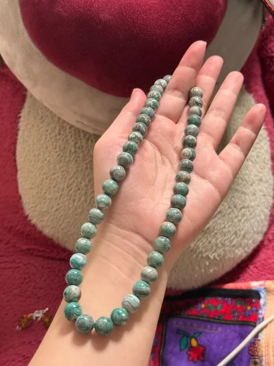 第三次挖煤姬购物，依旧完美下车。买到了和自己吊坠搭配的玛瑙项链，还有一串风格独特的花珀手链，包装很安心气泡膜➕防水密封，还会继续支持挖煤姬！