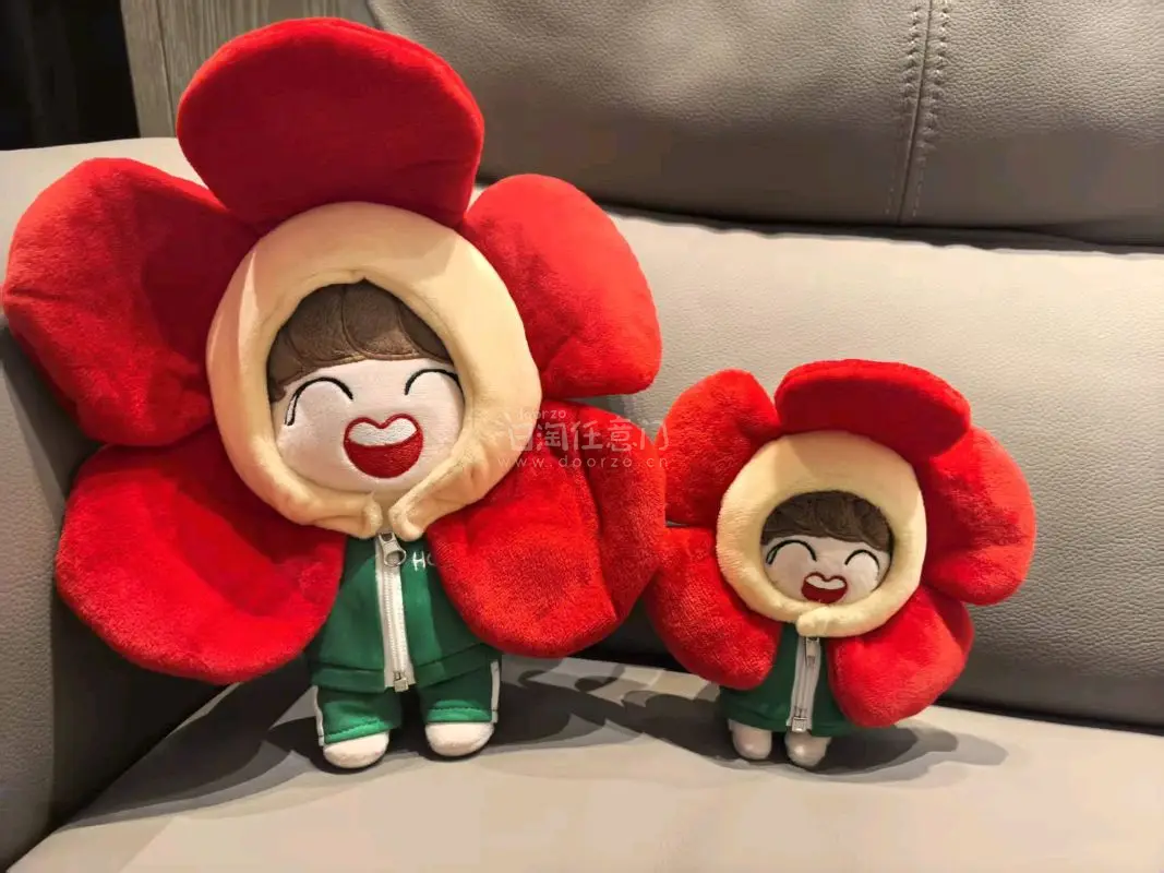 第一次自己用这个软件在上面切东西,买到了我再国内好久都蹲不到的娃,本来之前都是找代切或者留子背回的,但有时也是自己切更划算
包装得很好,还退了一部分运费给我