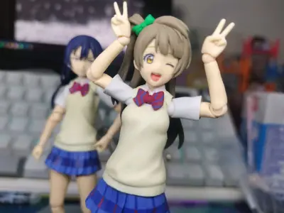 今年突然想买figma的缪斯就下单了，到手发现质量很棒，做工精细，人物神态栩栩如生。而且价格比闲鱼便宜，性价比超高，很满意这次购物。