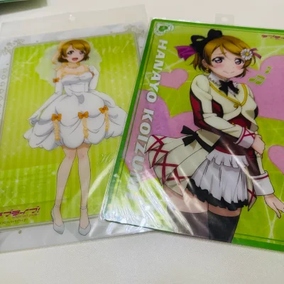 
谁懂啊！在挖煤姬淘到的花阳周边再次溢出屏幕啦～每次拆包裹都像拆盲盒，全是戳中少女心的宝藏，幸福感直接拉满！

这次收货的阵容超豪华，把对小泉花阳的喜爱狠狠兑现了：✨超精致的花阳主题杯垫，摆在桌上连喝水都变甜，聚会氛围感直接拉满；?各种造型的花阳亚克力挂件、吧唧，从...谁懂啊！在挖煤姬淘到的花阳周边再次溢出屏幕啦～每次拆包裹都像拆盲盒，全是戳中少女心的宝藏，幸福感直接拉满！

这次收货的阵容超豪华，把对小泉花阳的喜爱狠狠兑现了：✨超精致的花阳主题杯垫，摆在桌上连喝水都变甜，聚会氛围感直接拉满；?各种造型