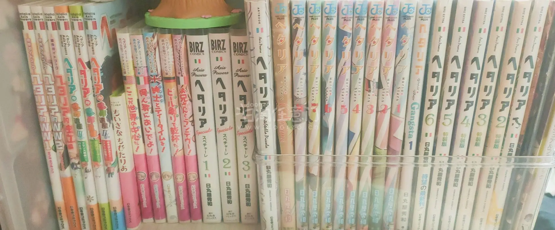 挖煤姬四月切煤开箱分享，这一箱全是漫画杂志之类的书籍，重量比较大所以走了海运，发货后十八天就收到了比想象中快很多，收到时书的状态都挺好