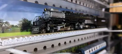 这次买了之前一直想要的大男孩火车模型，加上关税后相比于国内价格更加便宜，到手后感觉很好，包装结实，有需要还会接着使用