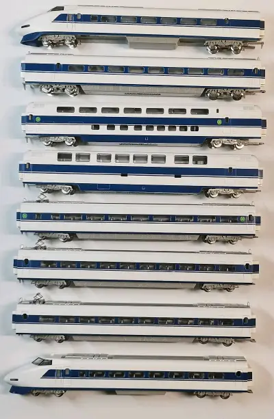 这次买了一整套100系的火车模型，加上关税后相比于国内价格更加便宜，到手后感觉很好，包装结实，有需要还会接着使用