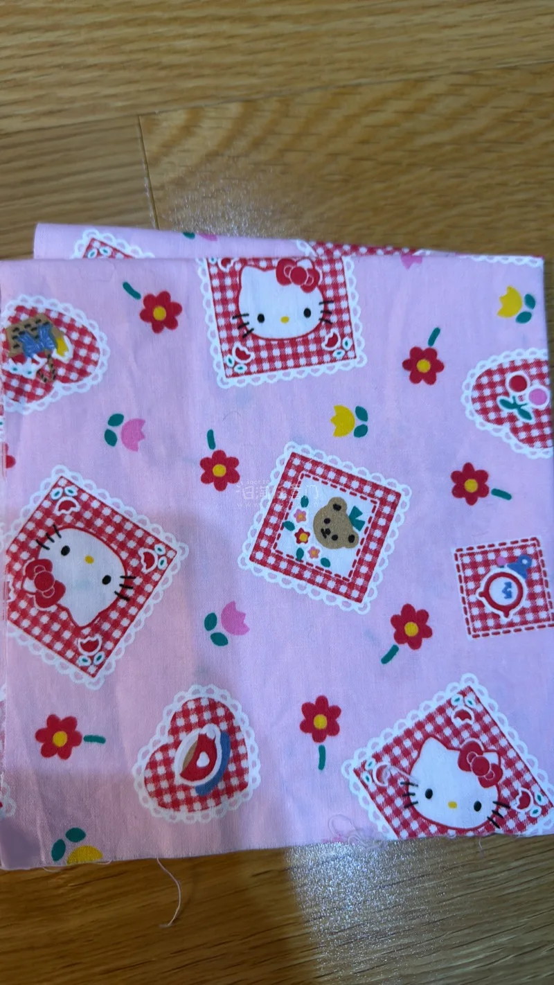 这一箱都太赞啦，太喜欢啦，特别是大尺寸的布料真的太心水了，厚厚的一叠，摸着感觉太赞了嘿嘿，可以做成很多美美的布料了