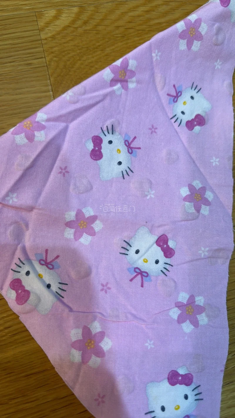 这一箱都太赞啦，太喜欢啦，特别是大尺寸的布料真的太心水了，厚厚的一叠，摸着感觉太赞了嘿嘿，可以做成很多美美的布料了