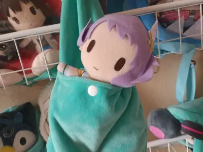 卖家人很好啊，价格实惠便宜，而且还送了一个小瑞希的吧唧当礼物（p2下面）。非常喜欢偶像大师百万现场，通过这些礼物，我已经逐渐向一个合格的p靠近了呢