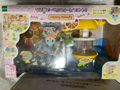 这次是在日亚买的森贝儿新品游船和柑橘鸟果汁吧，价格相较国内已经非常美丽，加上竹蜻蜓运回的国际运费也很优惠，包装好运输也很安全，非常满意！