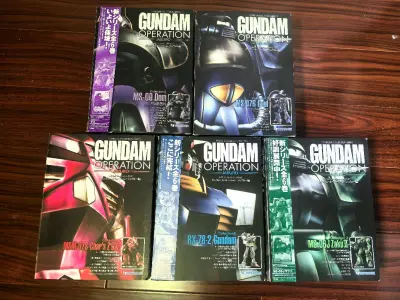 toybook的东西不多见，虽然缺一本，但是到手的价格那还是必须香。再刷刷缺的那本就一套完成。
seed的q版盒蛋之前基本上都淘了散货，这次套到一个全新盒装的，端盒控狂喜～