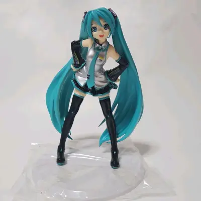 在挖煤姬购买很多次，总是能淘到非常不错东西，价格划算，运费便宜，这次淘到喜欢手办，选择竹蜻蜓专线运输，25天就到手，包装特别严实，服务不错。